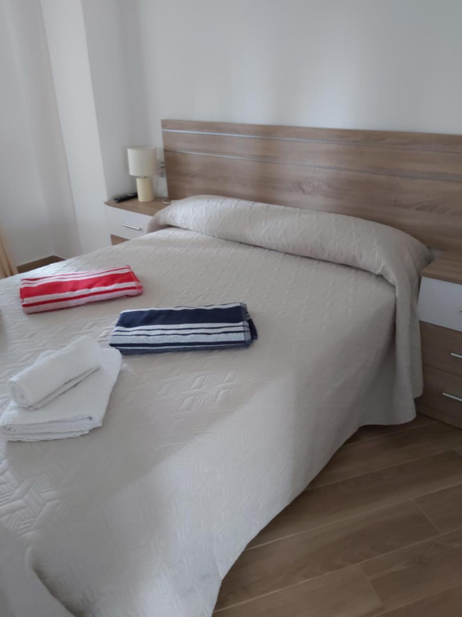 Apartamento La Casa Del Abuelo 네르하 외부 사진